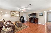 13814 Adams St, Grand Island, FL 32735