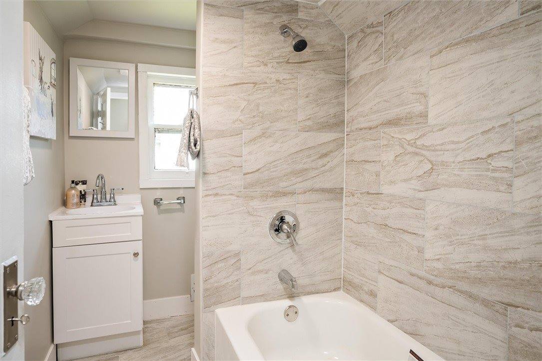 71 Sawyer Street, Rochester, NY 14619