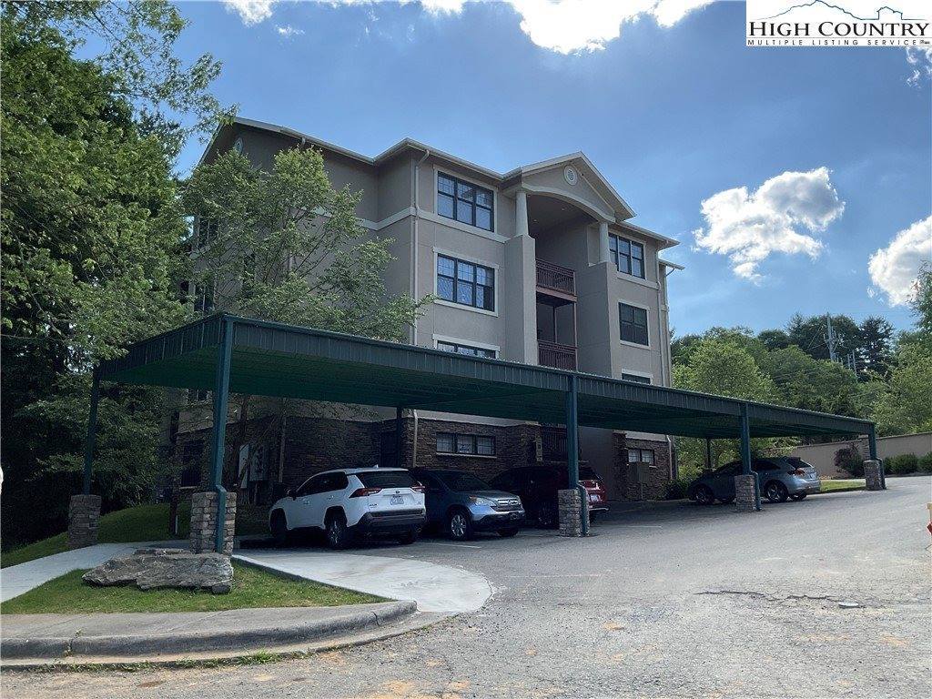 140 Gateway Drive, #302, Boone, NC 28607