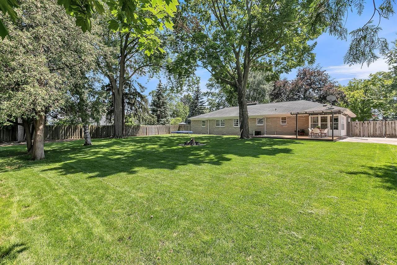 222 Prospect Place, De Pere, WI 54115