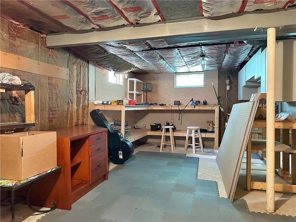 12 Caroline Drive, Gates, NY 14624