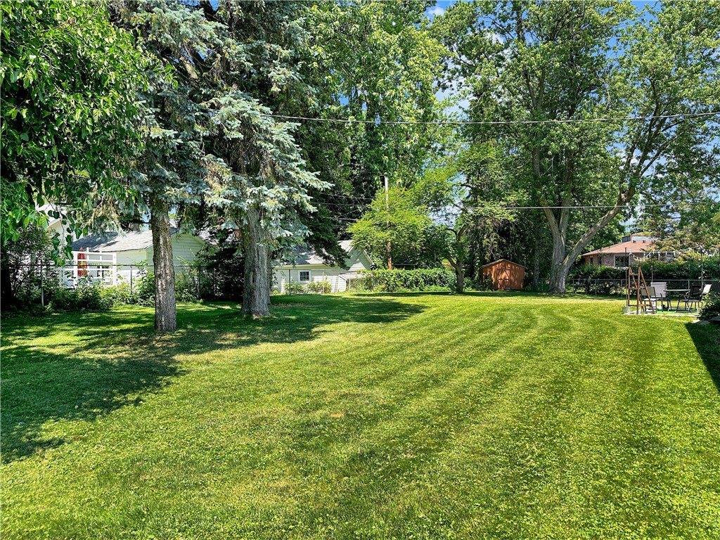 12 Caroline Drive, Gates, NY 14624