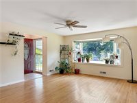 12 Caroline Drive, Gates, NY 14624