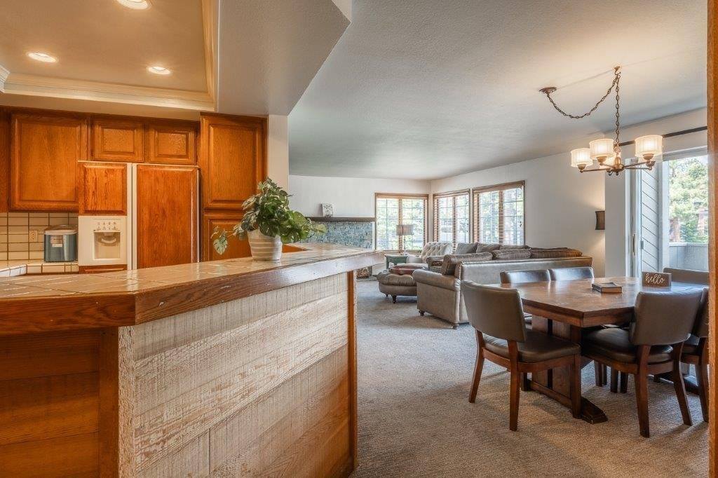 925 Lakeview Blvd #28, Sierra Megeve #28, Mammoth Lakes, CA 93546