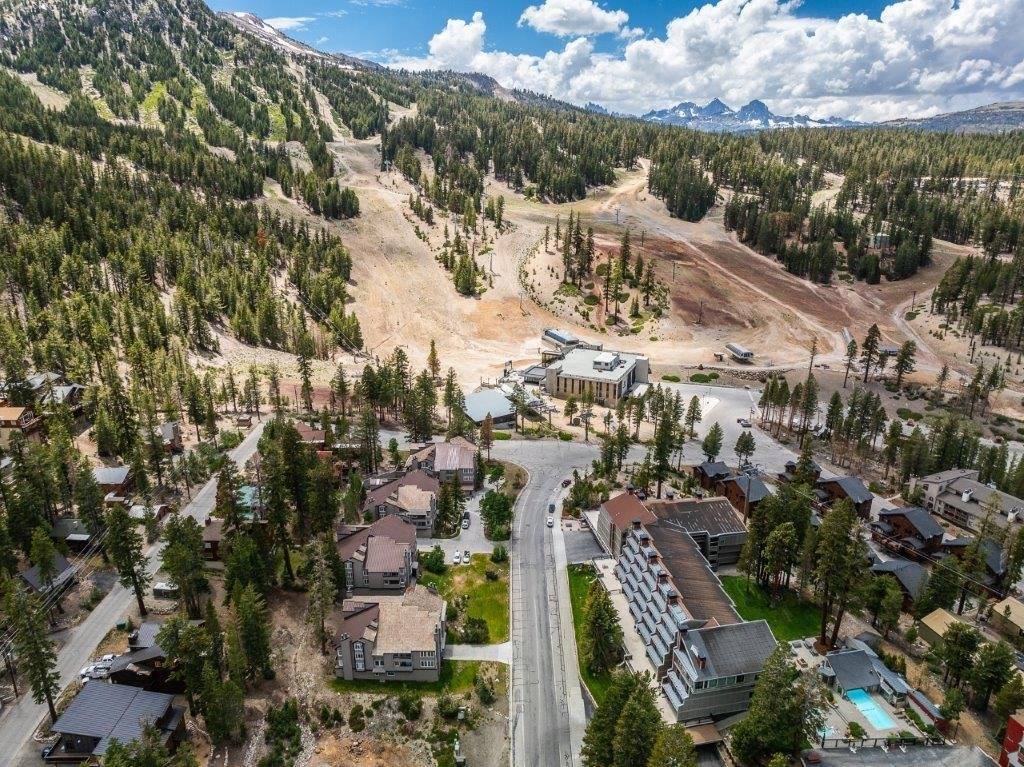 925 Lakeview Blvd #28, Mammoth Lakes, CA 93546