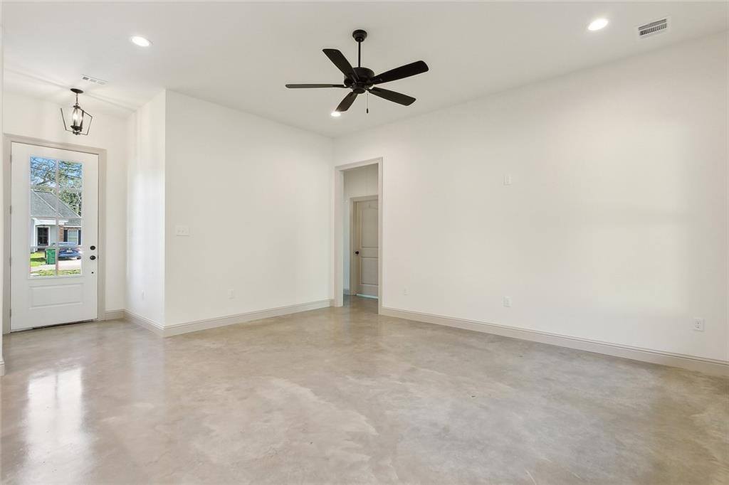 2120 Robin Street, Slidell, LA 70460