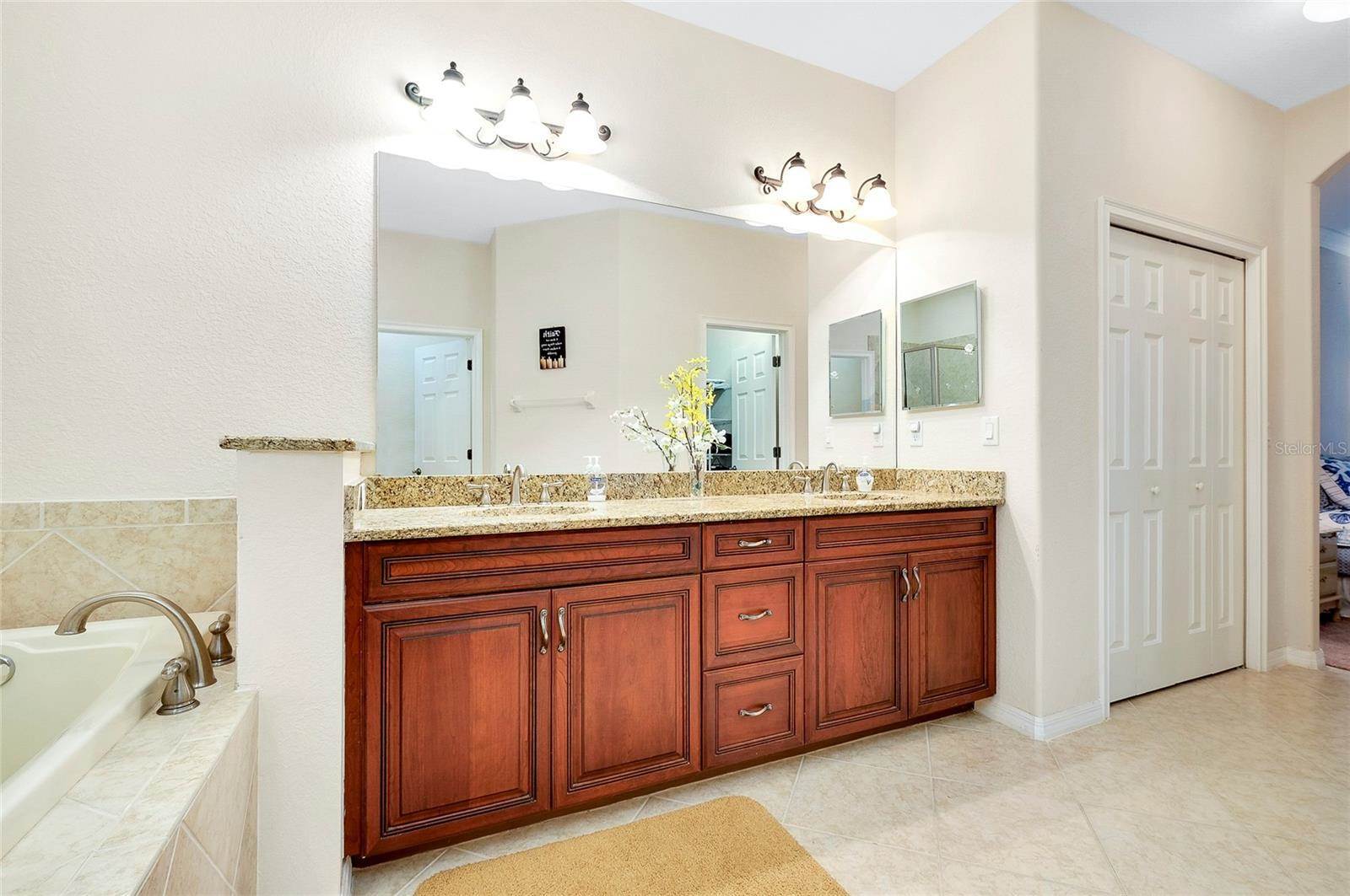 322 Mestre Place, North Venice, FL 34275