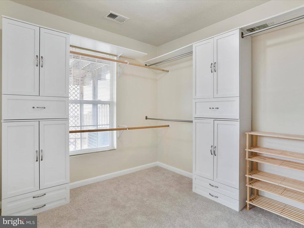 176 Oxbow Drive, Strasburg, VA 22657