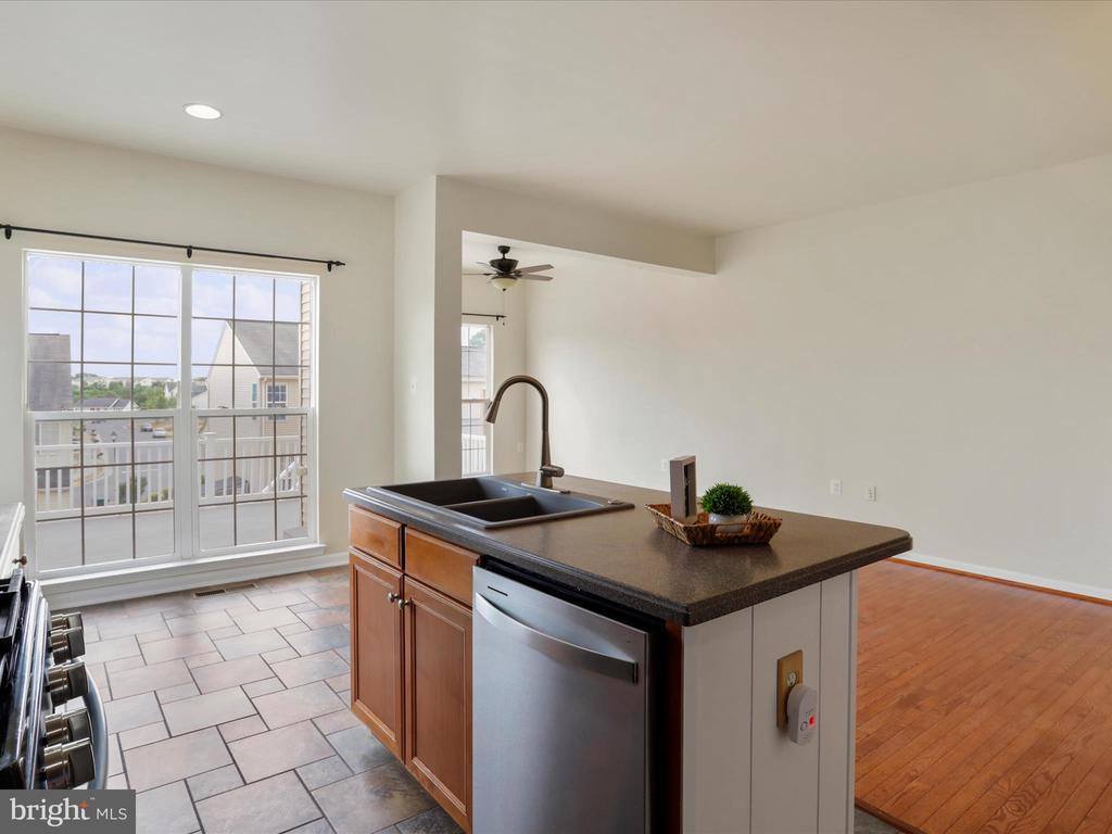 176 Oxbow Drive, Strasburg, VA 22657