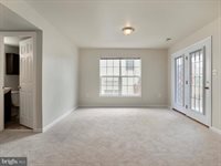 176 Oxbow Drive, Strasburg, VA 22657