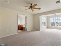 176 Oxbow Drive, Strasburg, VA 22657