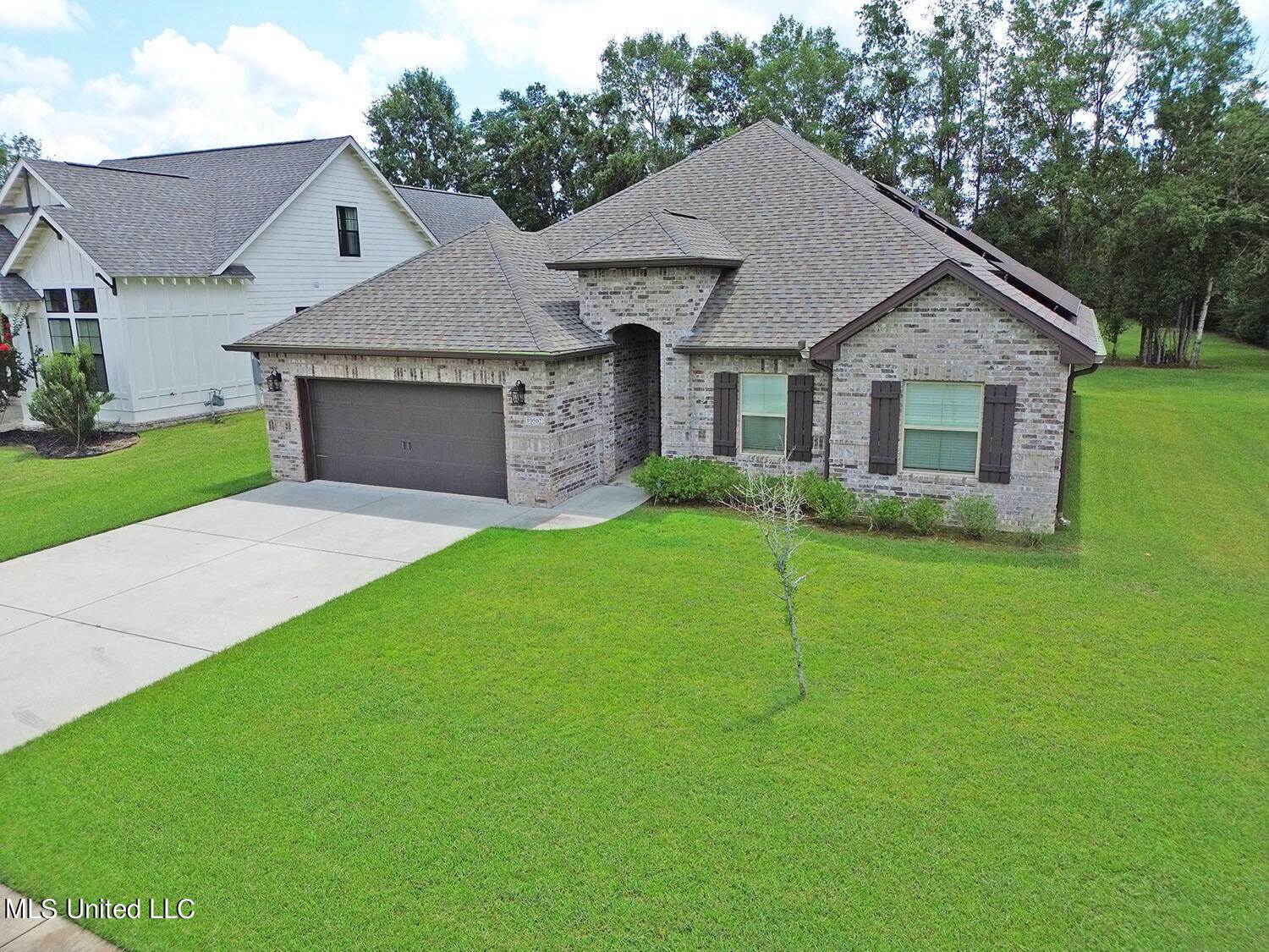 10502 East Landon Green Circle, Gulfport, MS 39503