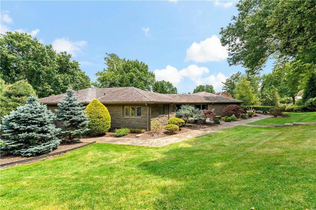 2172 Hycroft Drive, Upper Saint Clair, PA 15241