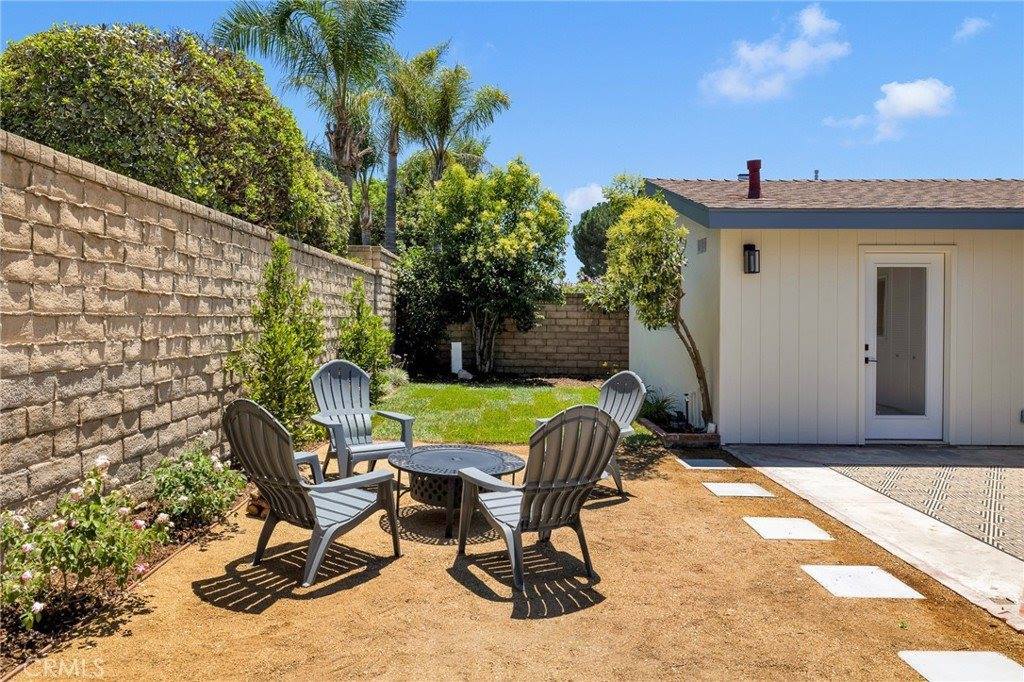 27536 Evron Avenue, Canyon Country, CA 91351