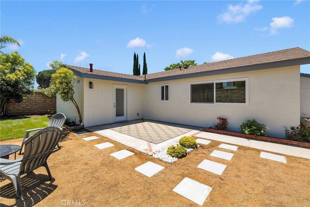 27536 Evron Avenue, Canyon Country, CA 91351