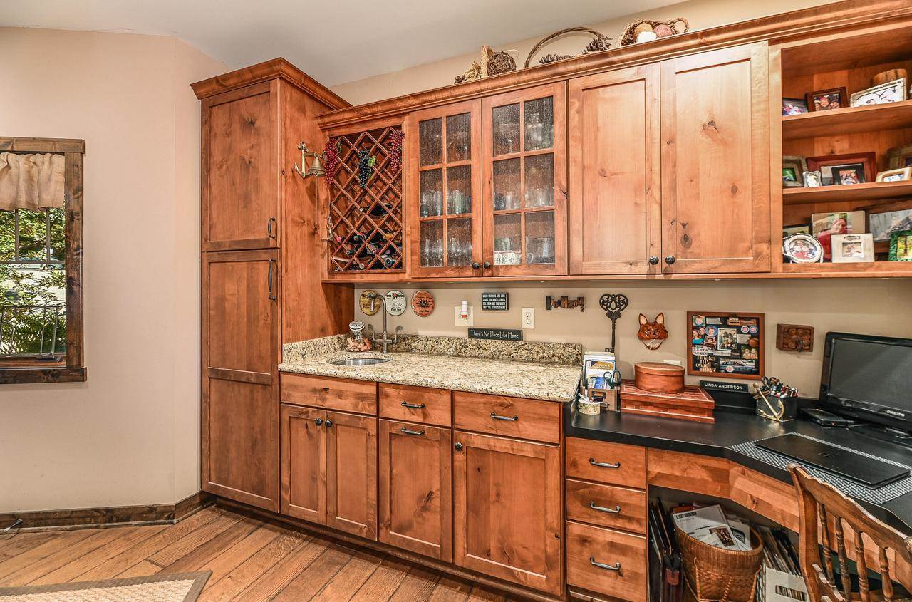N7782 Kettle Moraine Dr, Whitewater, WI 53190