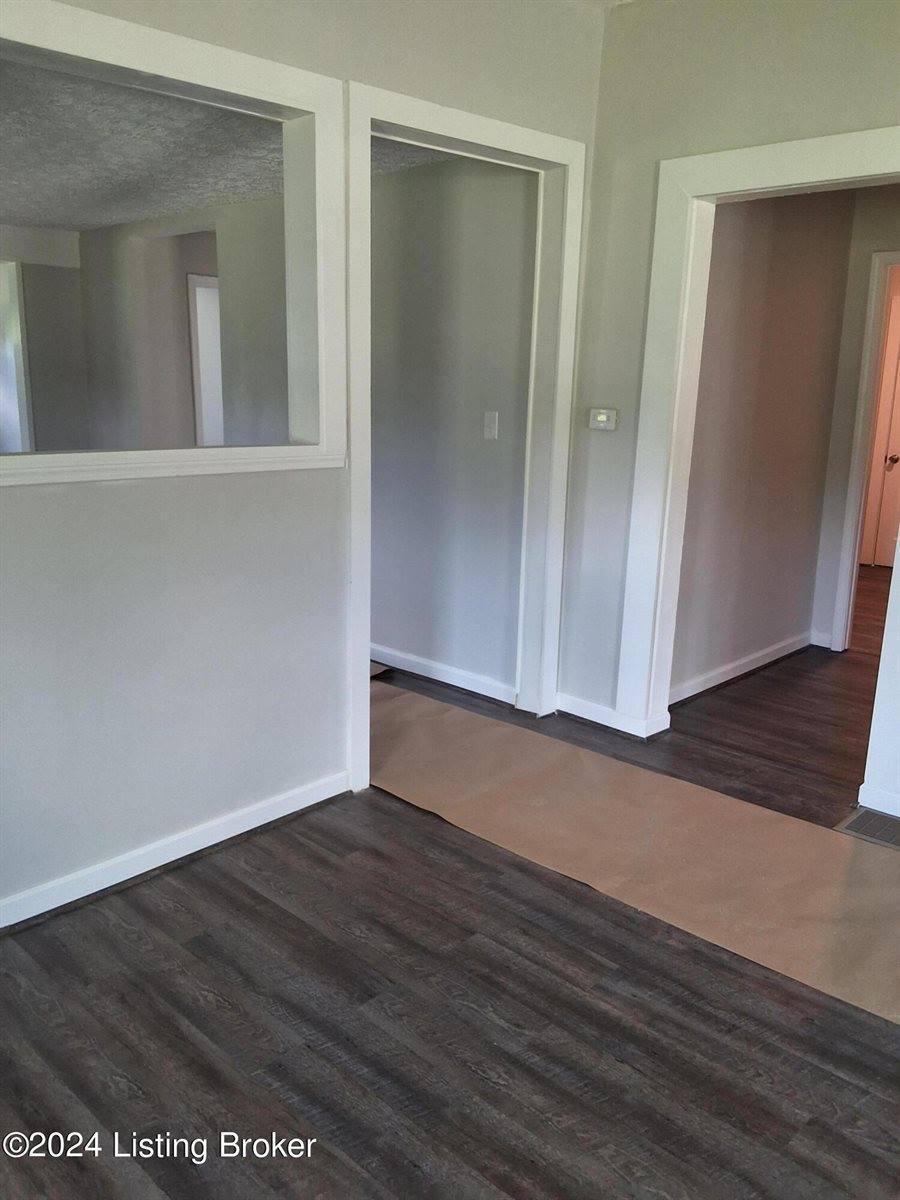 5805 Smithfield Rd, Smithfield, KY 40068