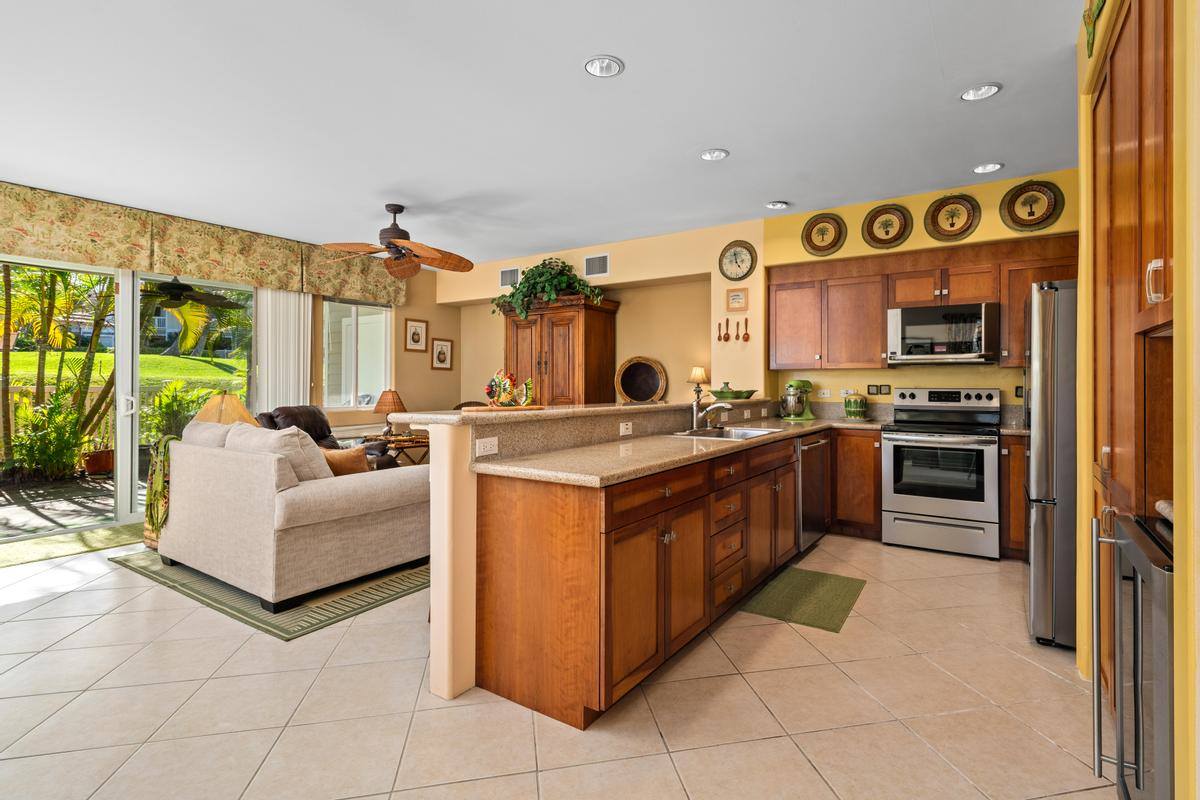 75-6009 Alii Dr #Y1, Kailua Kona, HI 96740