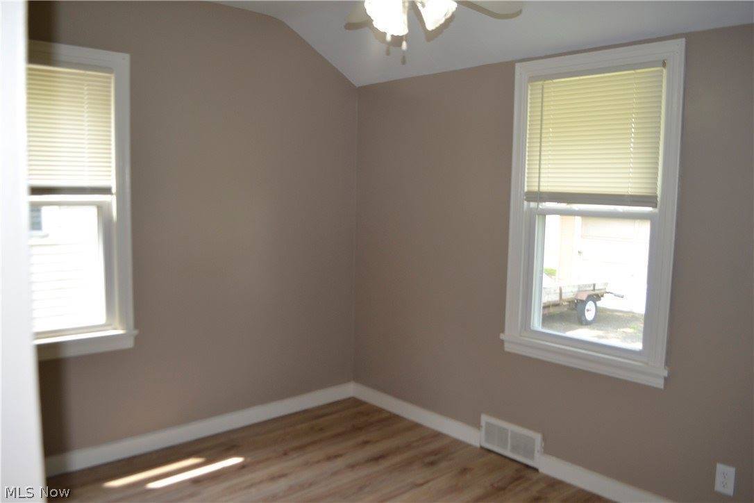 434 Hayes Avenue, McDonald, OH 44437