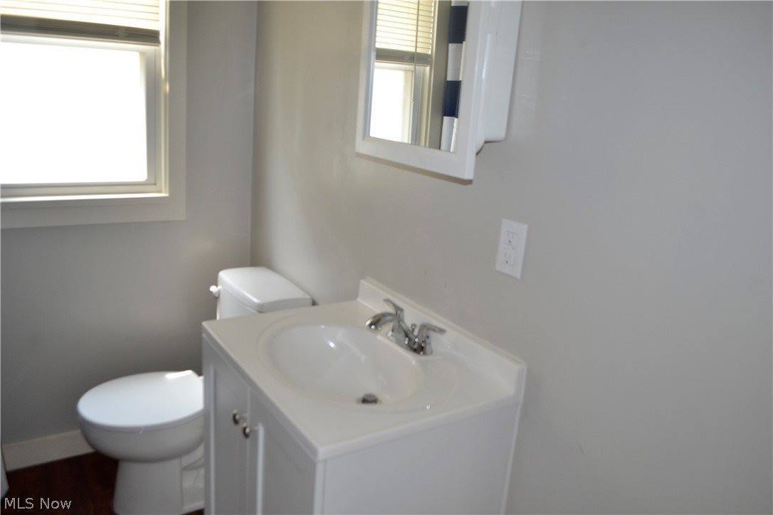 434 Hayes Avenue, McDonald, OH 44437