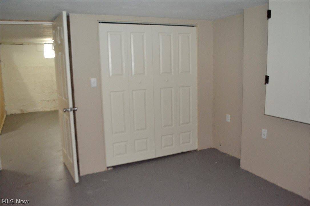 434 Hayes Avenue, McDonald, OH 44437