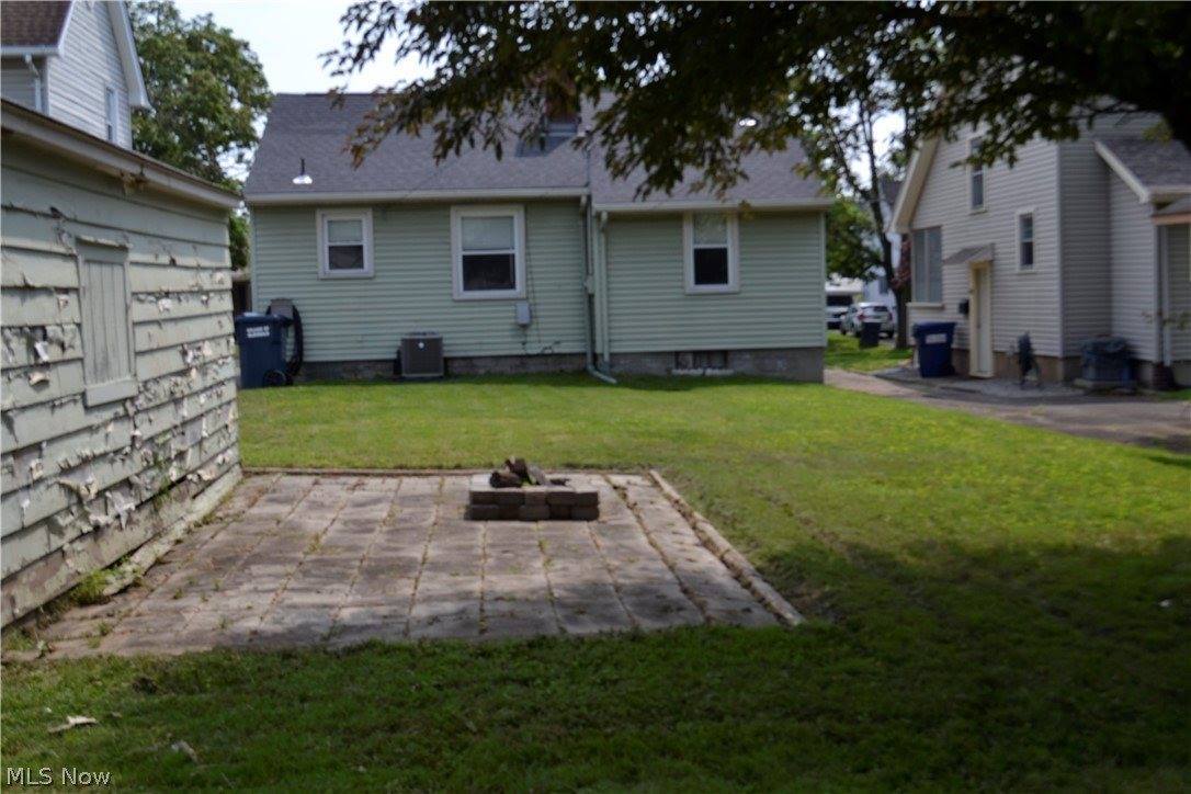 434 Hayes Avenue, McDonald, OH 44437