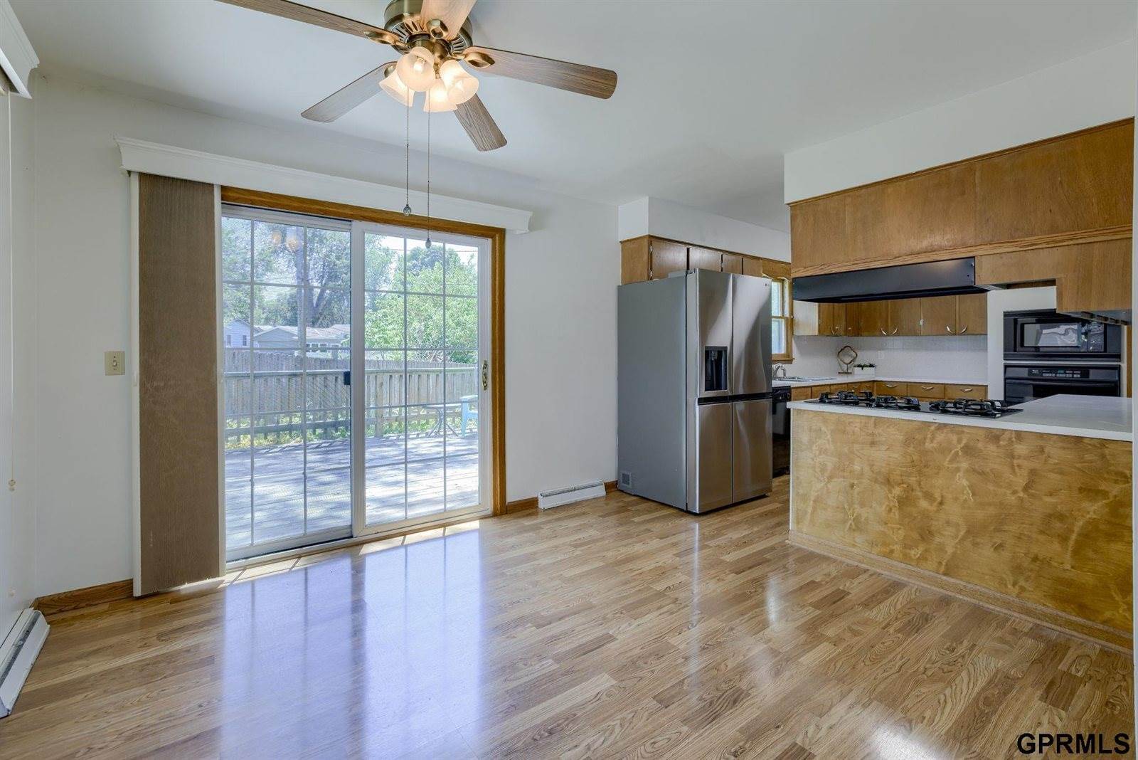 1221 Robin Drive, Bellevue, NE 68005