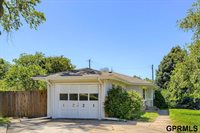 1221 Robin Drive, Bellevue, NE 68005