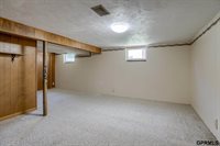 1221 Robin Drive, Bellevue, NE 68005