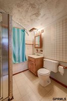 1221 Robin Drive, Bellevue, NE 68005