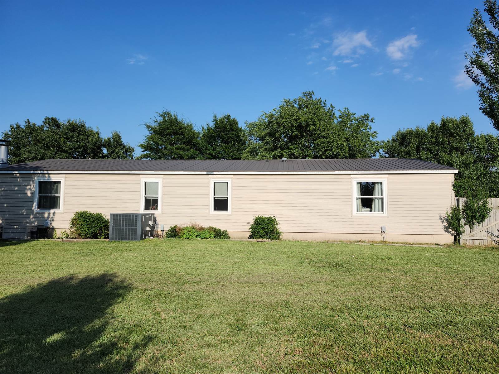 5505 SW Buffalo Rd, Towanda, KS 67144