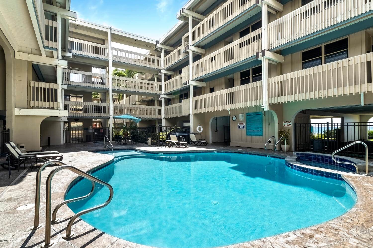 76-6246 Alii Dr #306, Kailua Kona, HI 96740