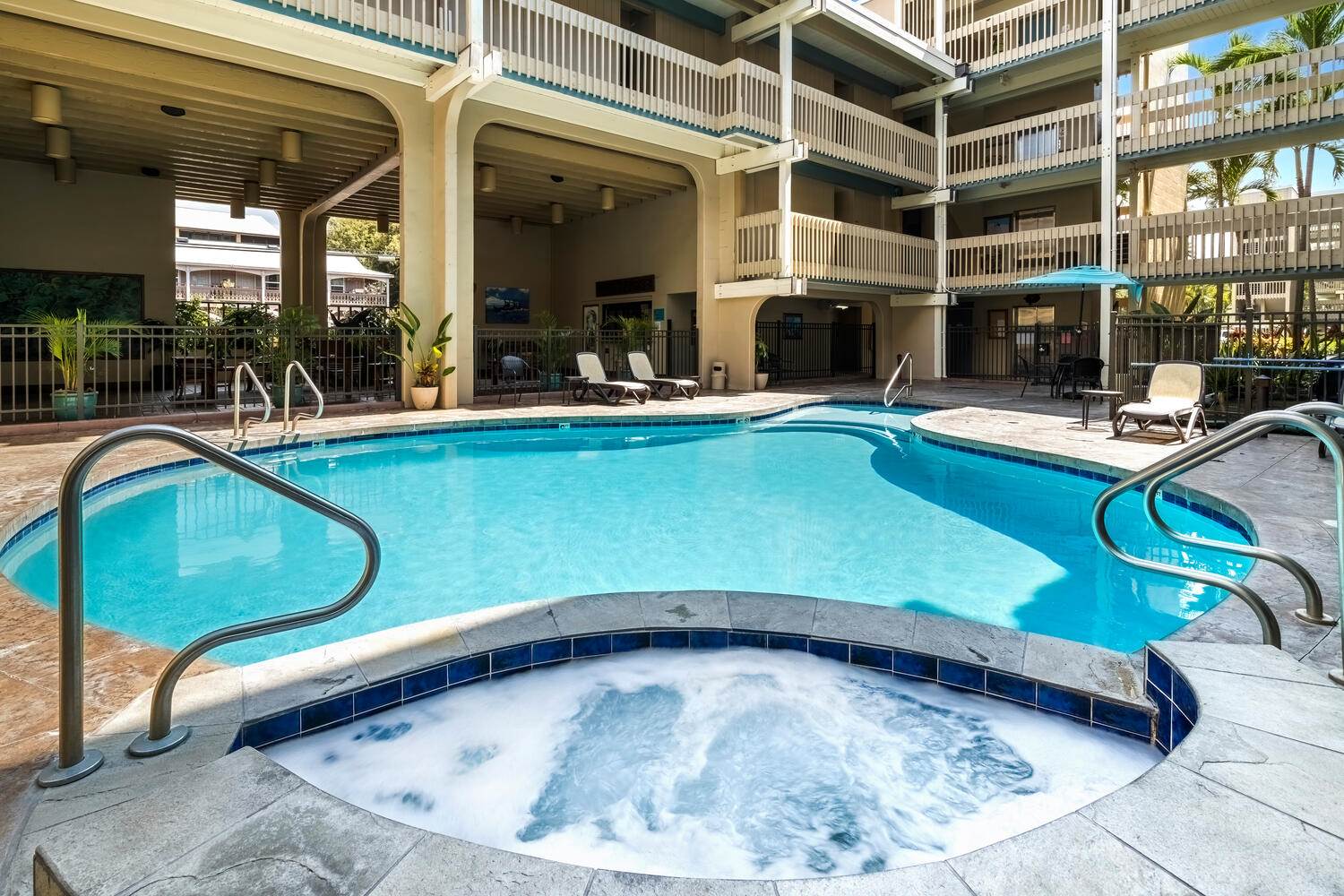 76-6246 Alii Dr #306, Kailua Kona, HI 96740