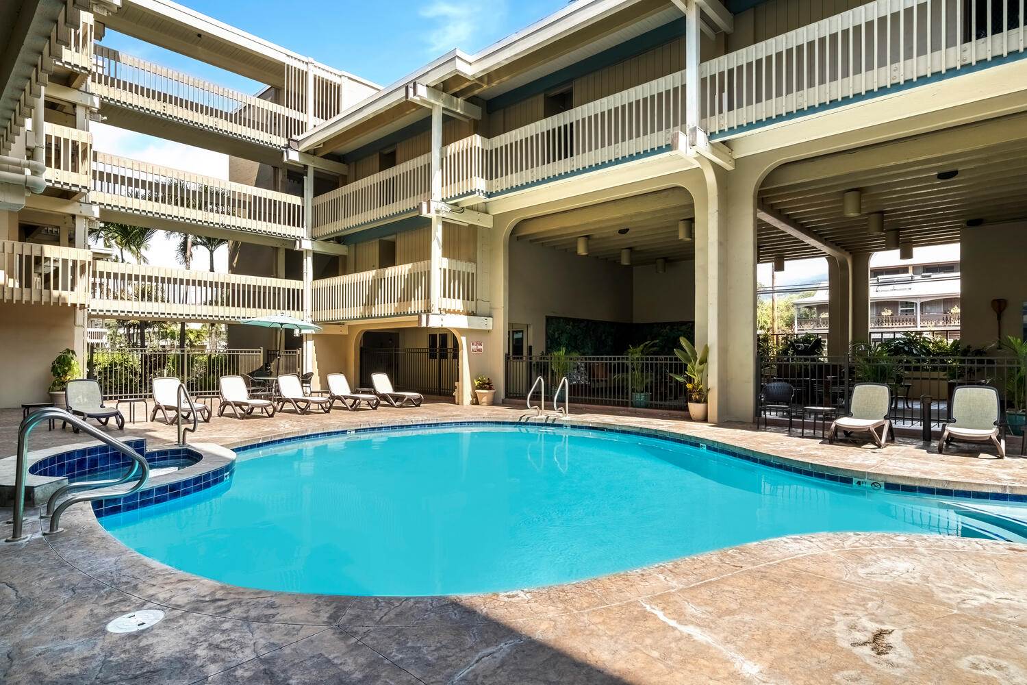 76-6246 Alii Dr #306, Kailua Kona, HI 96740