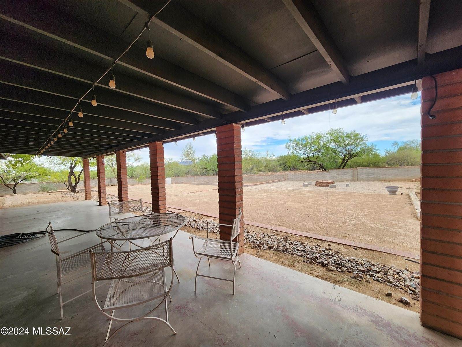 612 West Placita De La Poza, Tucson, AZ 85704