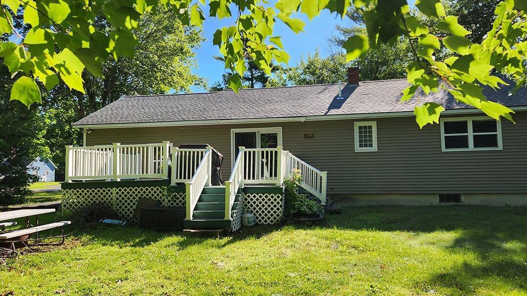 20 Curtis Lane, Milford, ME 04461