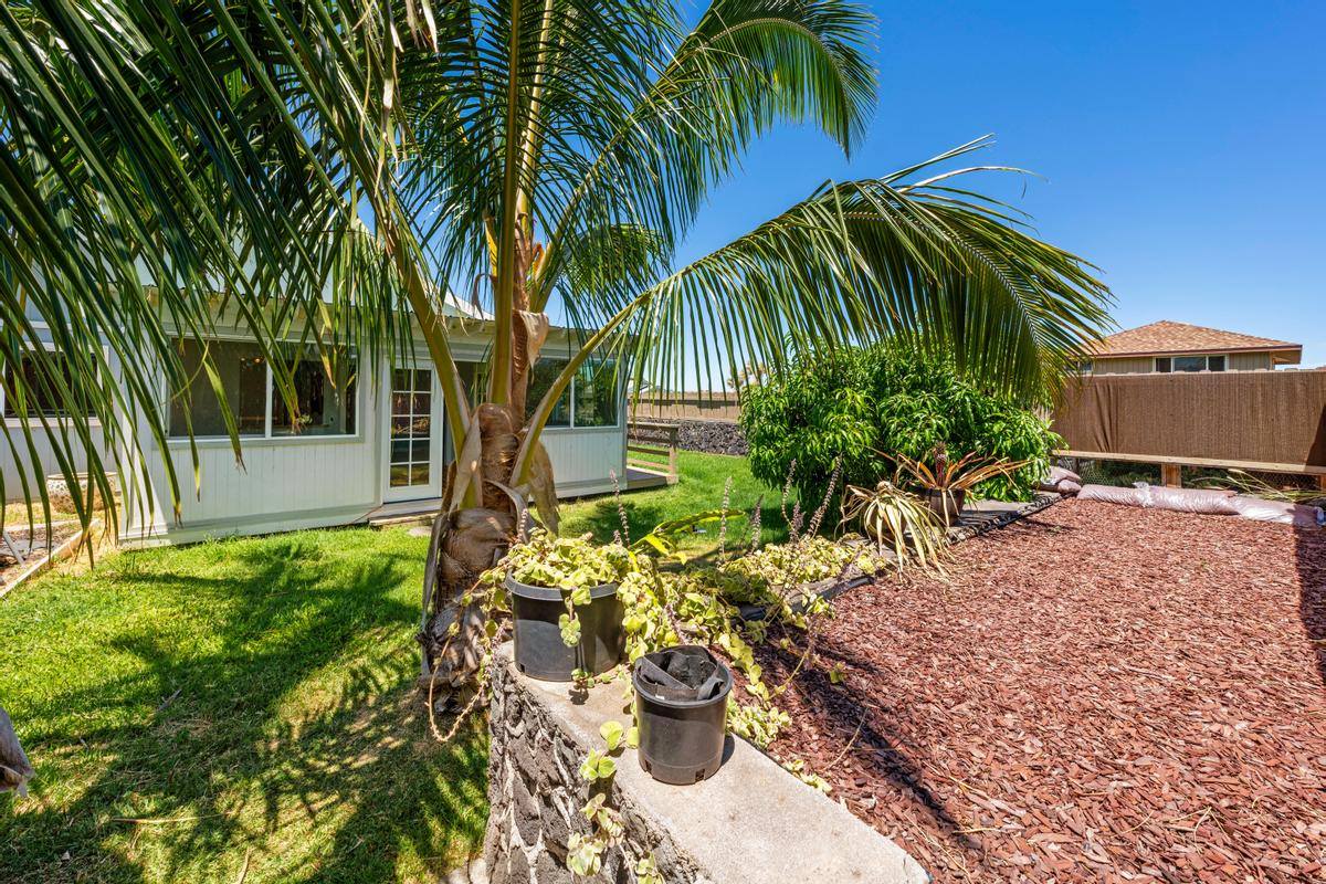 68-1723 Makuakane St, Waikoloa, HI 96738