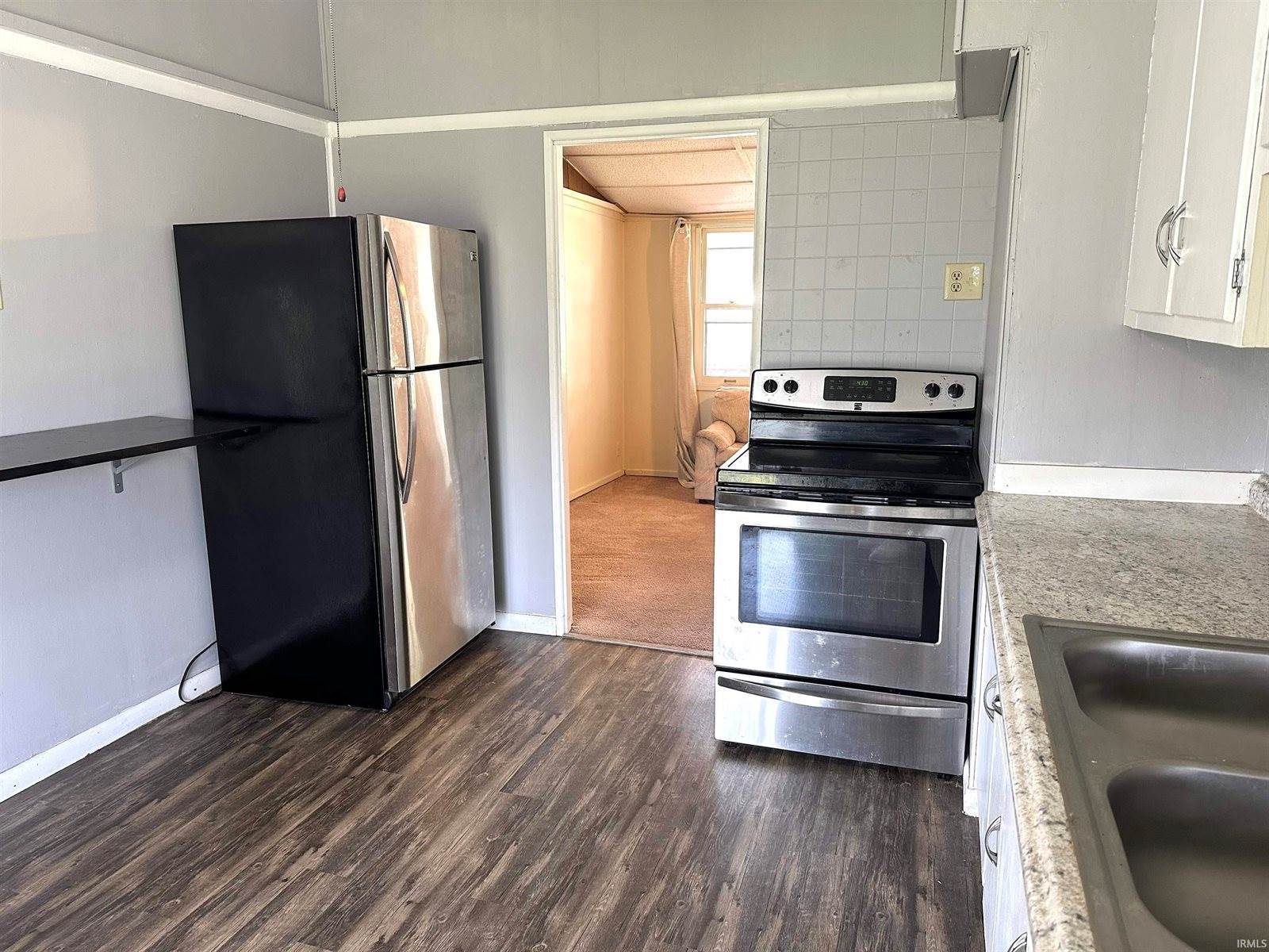 801 E Linda Layne, Muncie, IN 47303