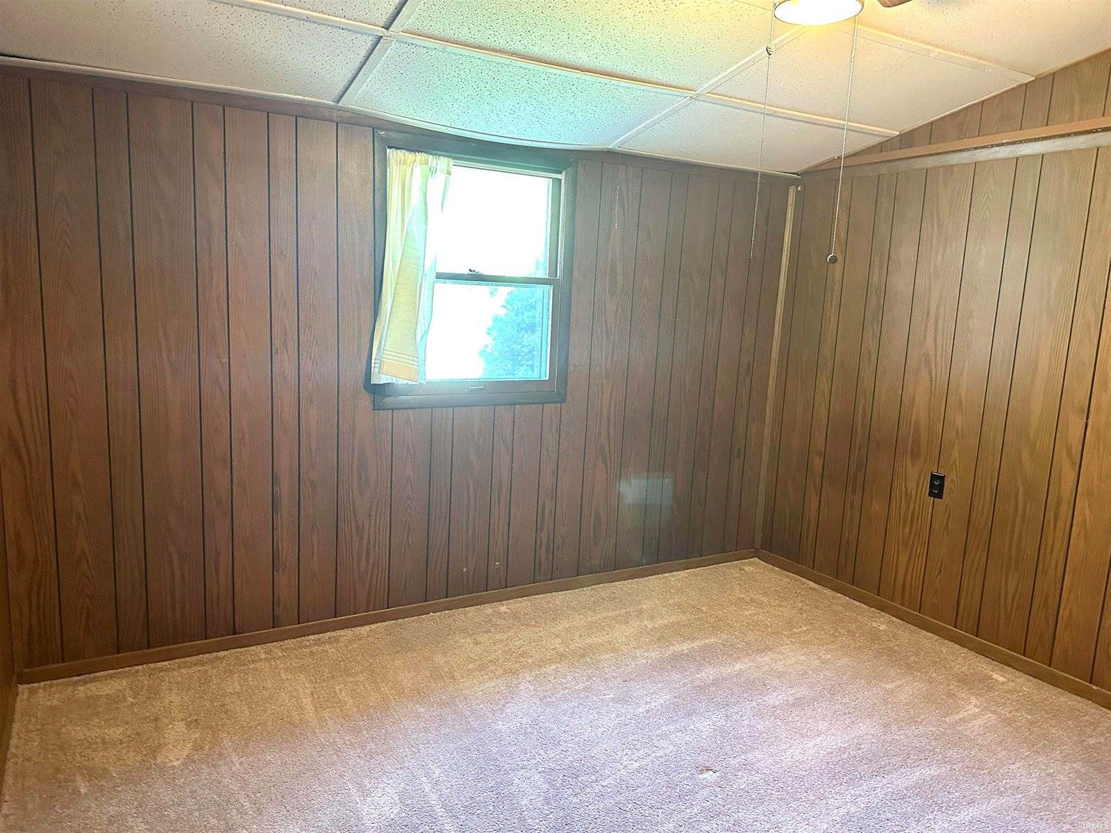 801 E Linda Layne, Muncie, IN 47303