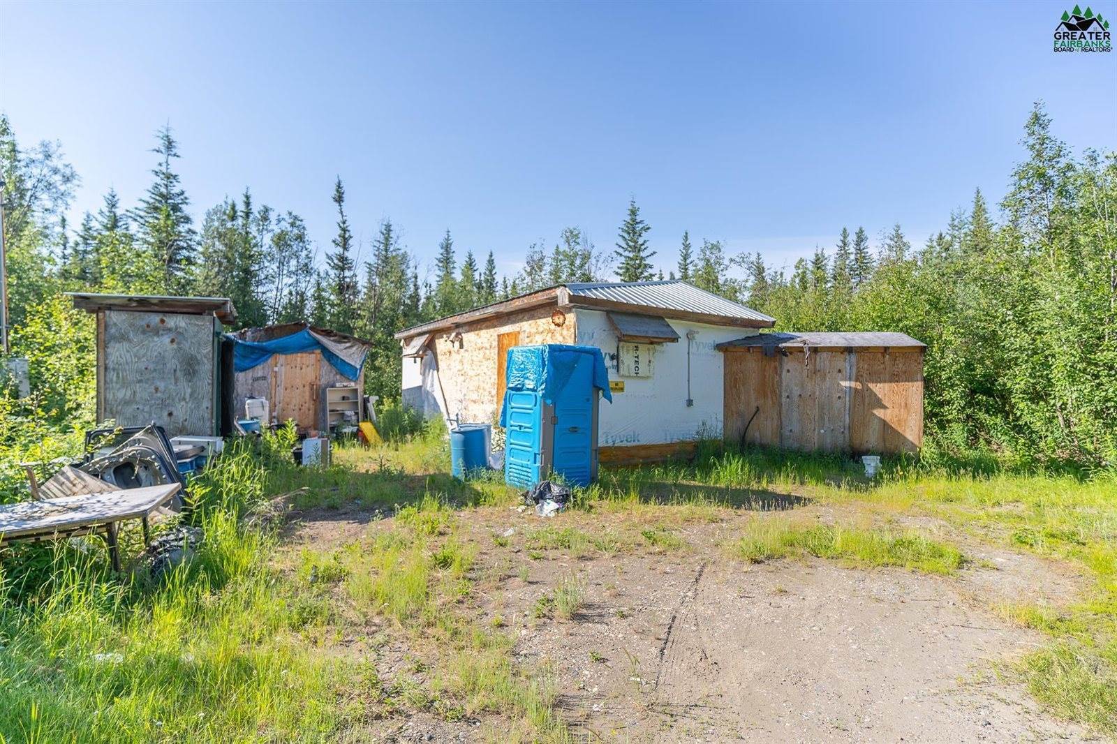 1213 Paige Avenue, North Pole, AK 99705