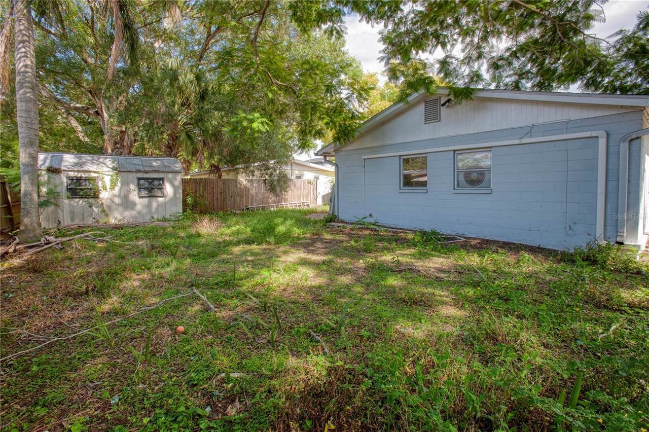 4415 West Rogers Avenue, Tampa, FL 33611