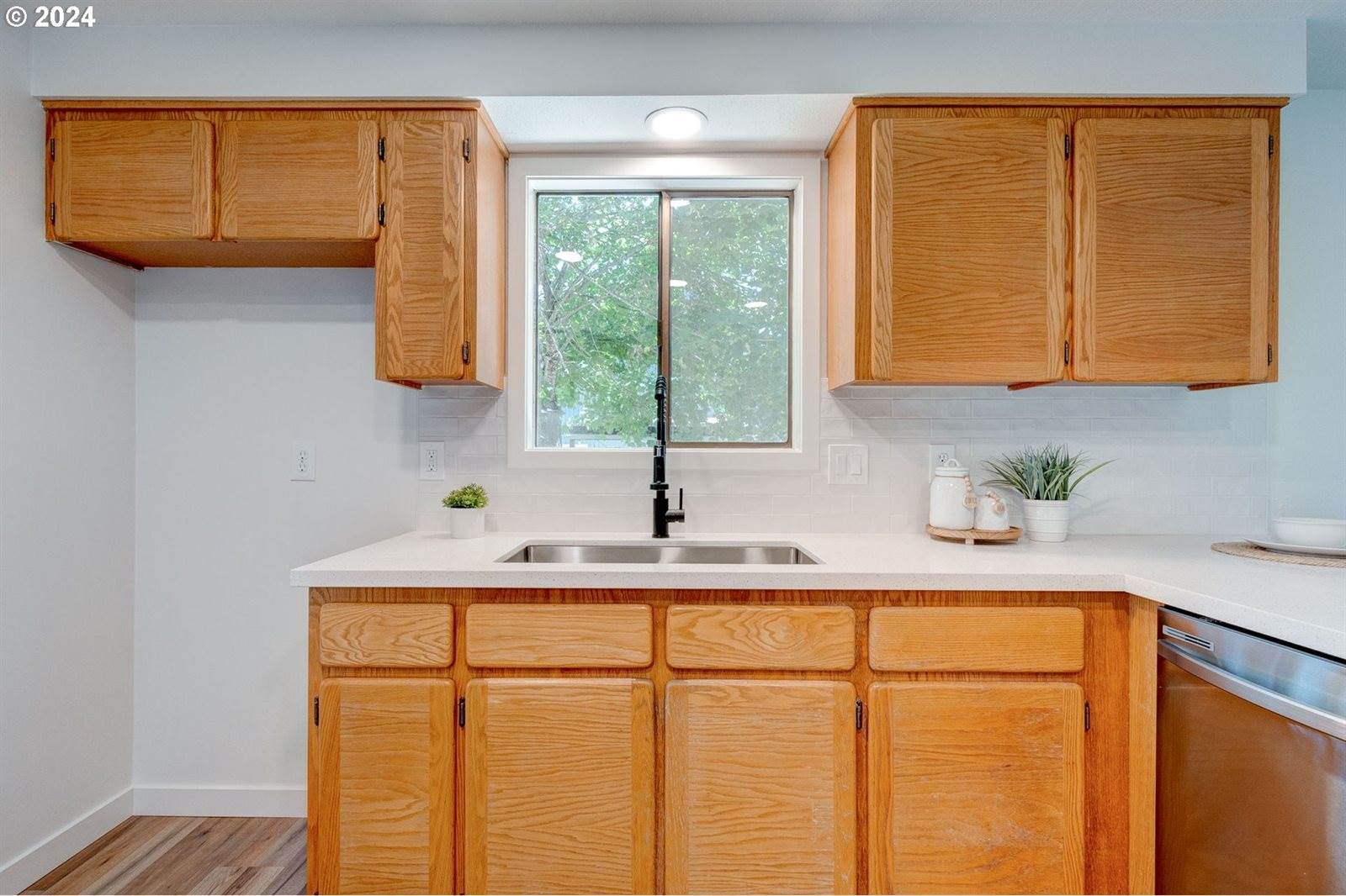 7540 SW 161ST Dr, Beaverton, OR 97007