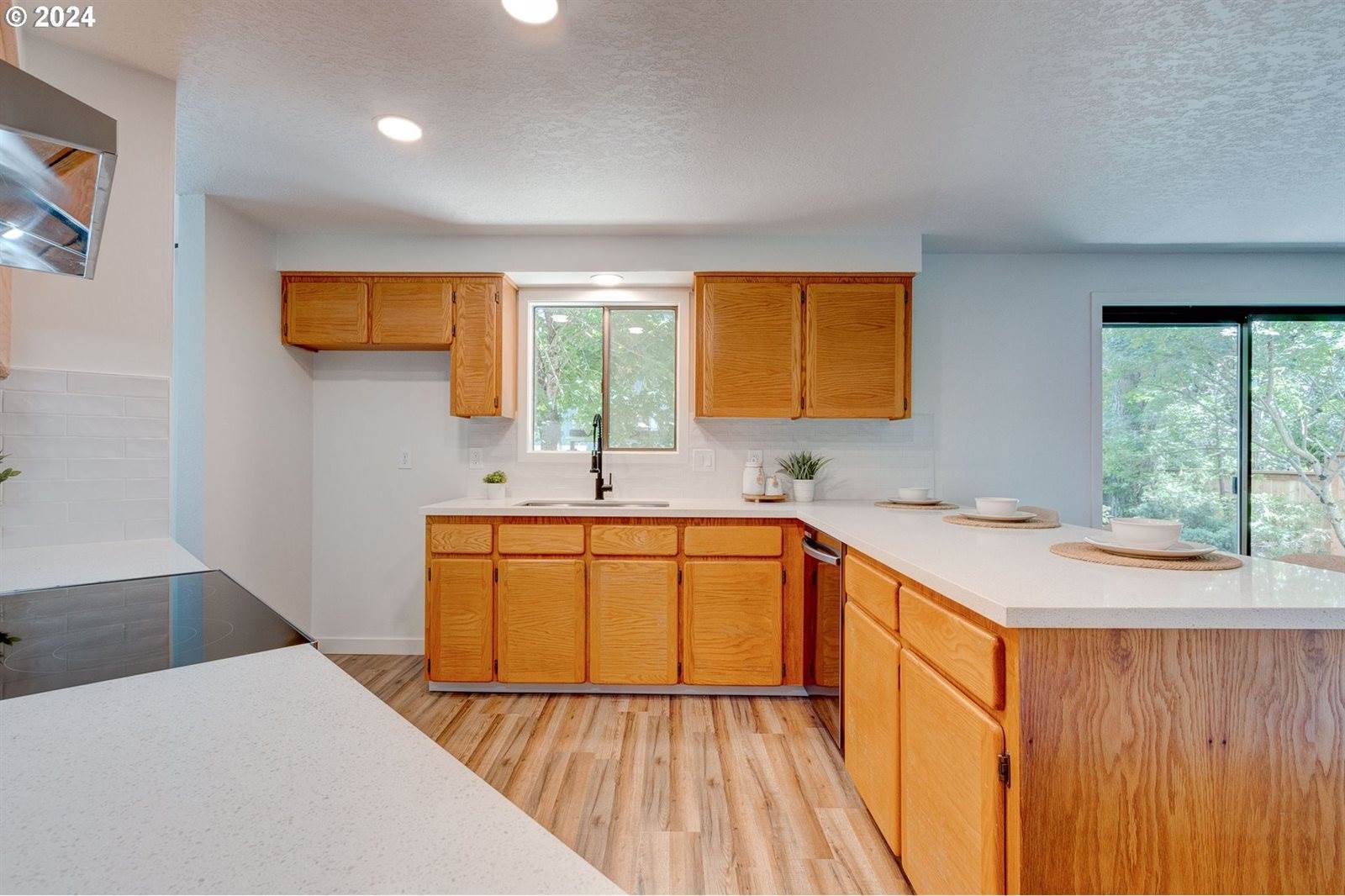 7540 SW 161ST Dr, Beaverton, OR 97007