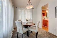 7540 SW 161ST Dr, Beaverton, OR 97007