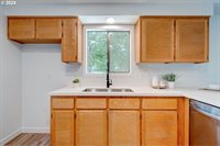 7540 SW 161ST Dr, Beaverton, OR 97007