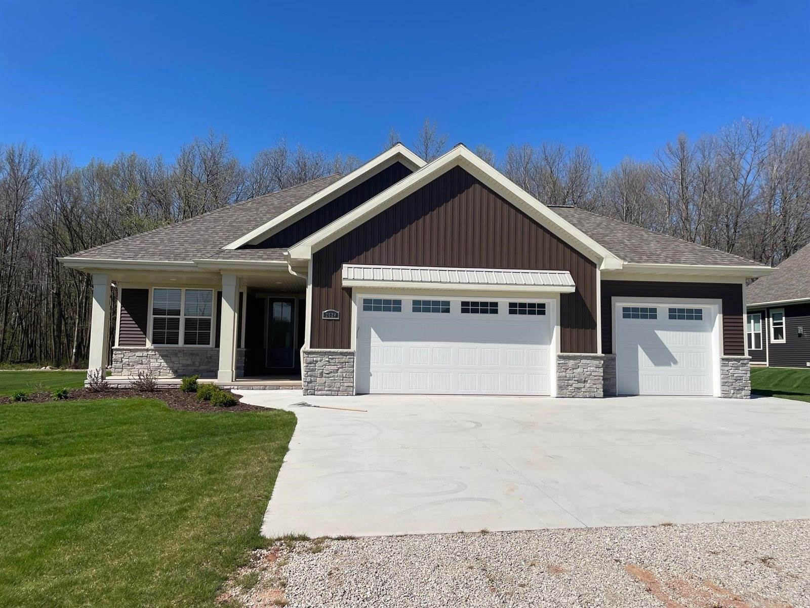 2624 Canvasback Drive, Menasha, WI 54952