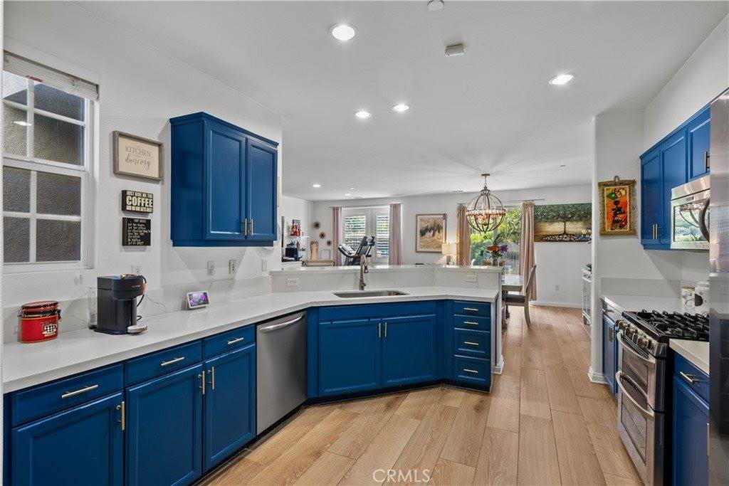 13848 Balboa Boulevard, Sylmar, CA 91342