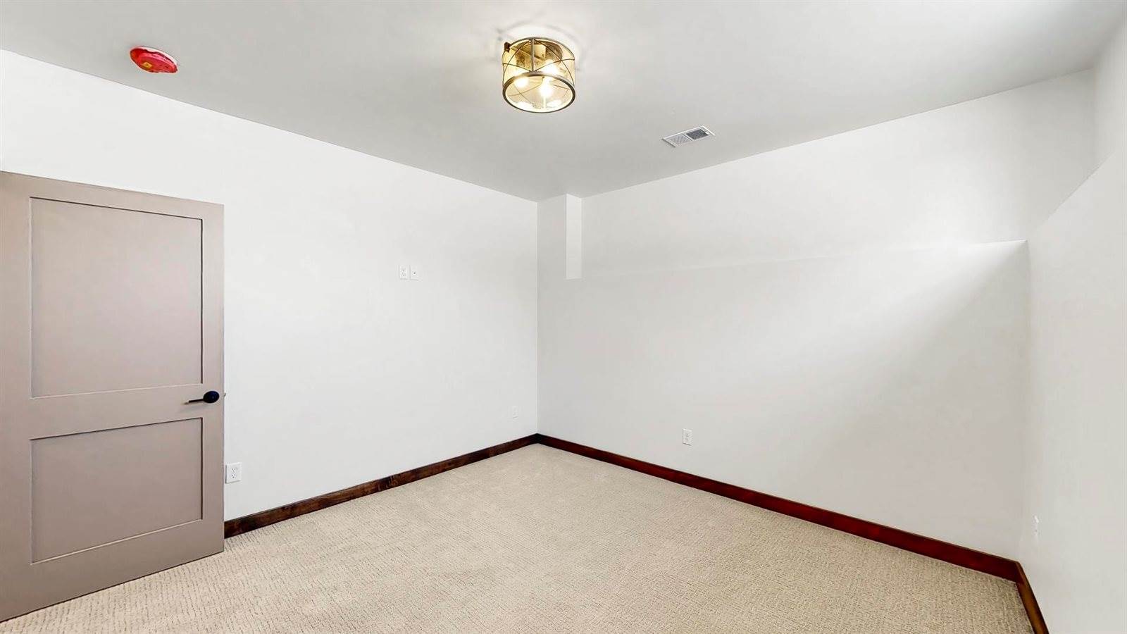 4878 Prairie School Drive, Hobart, WI 54155