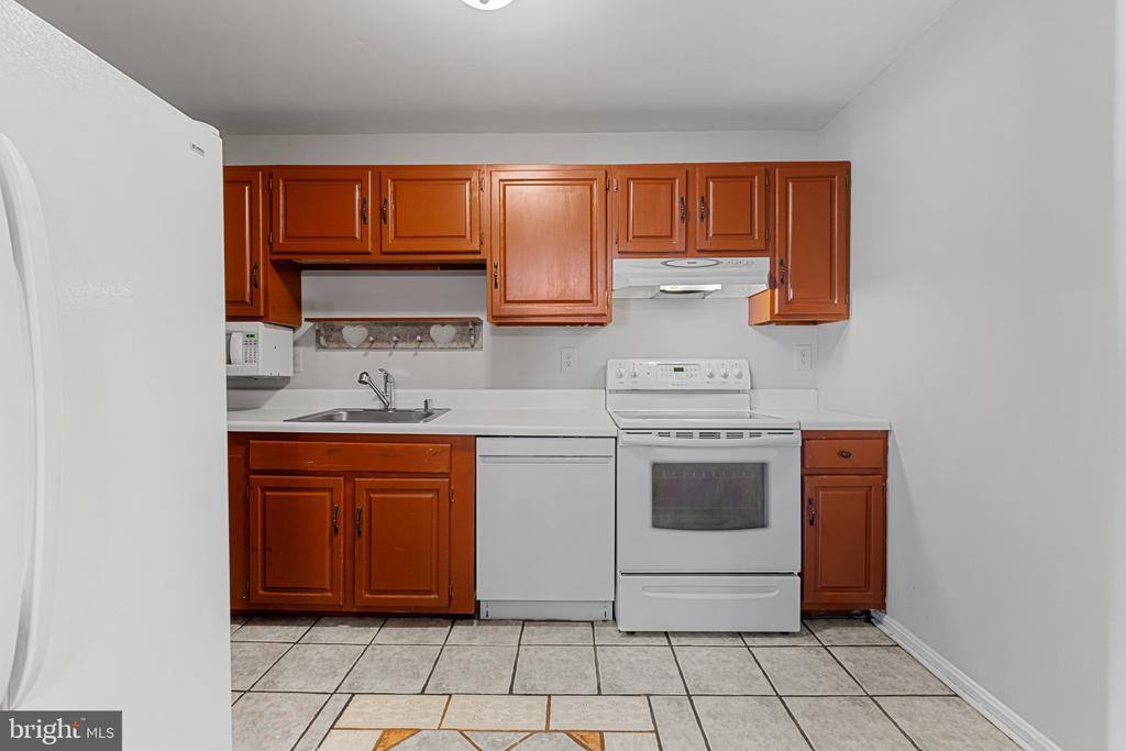 9804 Whiskey Run, Laurel, MD 20723