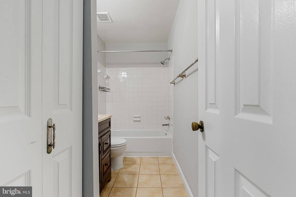 9804 Whiskey Run, Laurel, MD 20723